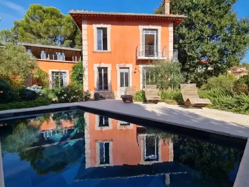Photo Maison à Villeneuve-Les-Avignon au prix de 995 000€