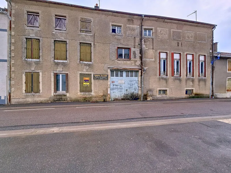 Photo Appartement à Gondrecourt-Le-Chateau au prix de 35 000€