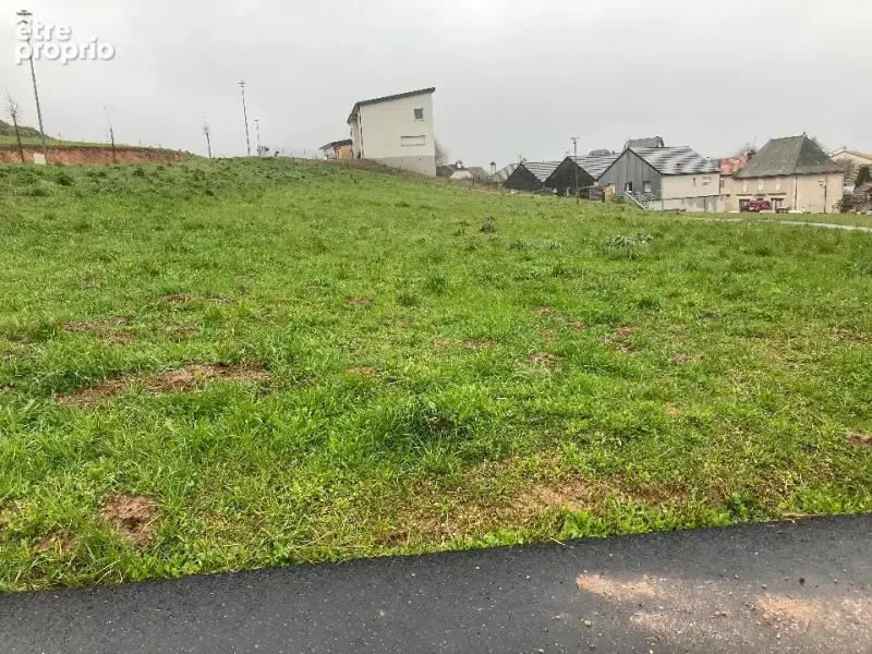 Photo Terrain à Lafeuillade-En-Vezie au prix de 30 810€