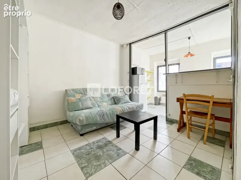 Photo Appartement à Bourg-Les-Valence au prix de 59 000€