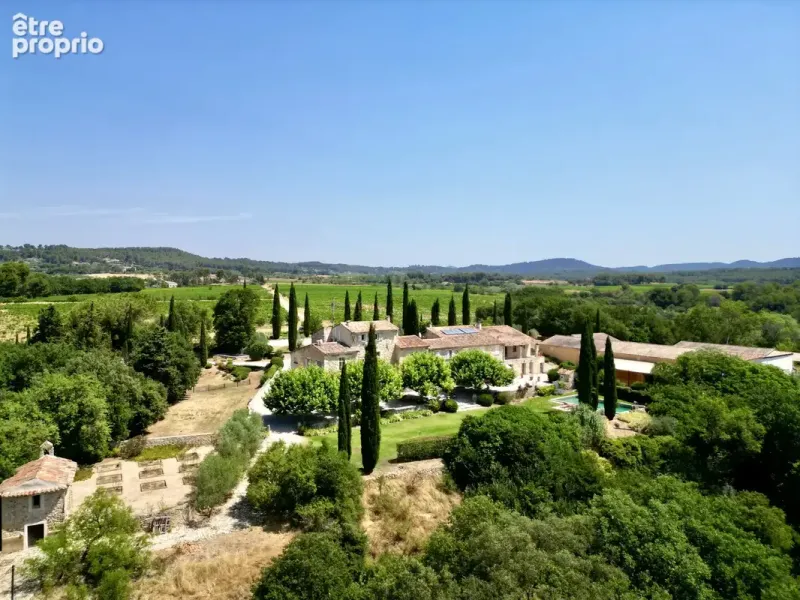 Photo Autres à Pertuis au prix de 4 000 000€