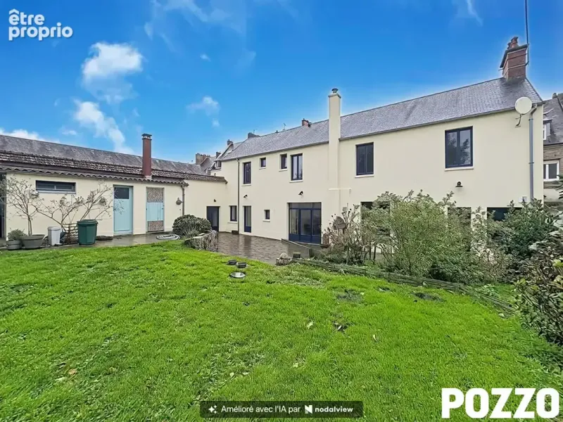 Photo Maison à Periers au prix de 229 500€