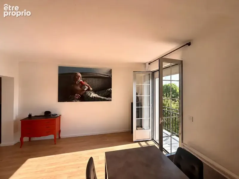 Photo Appartement à Ecole-Valentin au prix de 130 000€