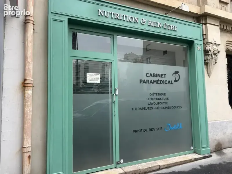 Photo Commerce à Paris-12e au prix de 320 000€