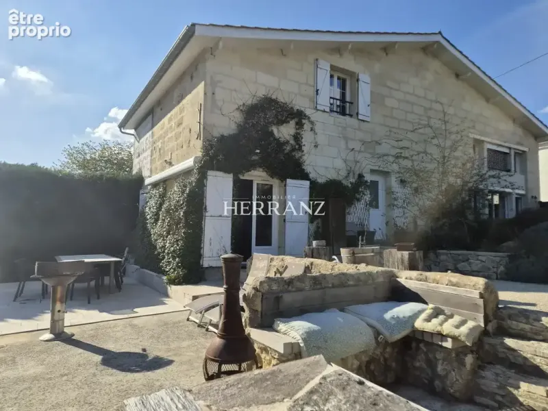 Photo Maison à Abzac au prix de 262 500€