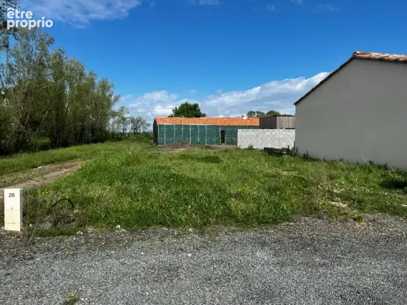 Photo Terrain à Saint-Jean-De-Monts au prix de 98 000€