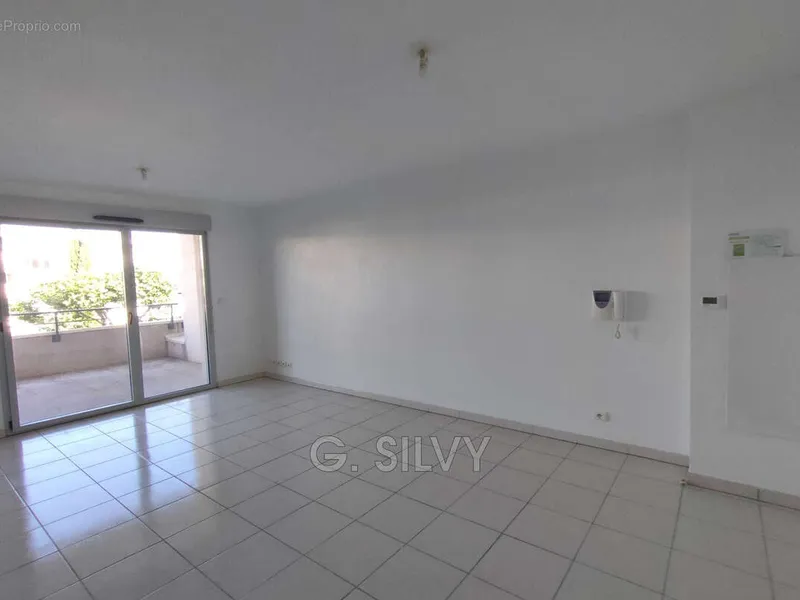 Photo Appartement à Orange au prix de 120 000€