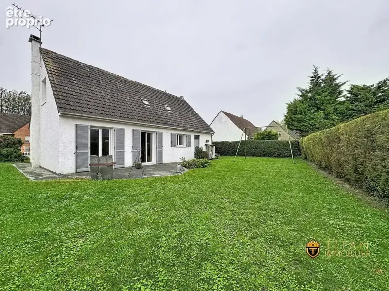 Maison individuelle de 112 m² - 4 chambres - Jardin - Garage - Grenier aménageable - Dunkerque (59640) - Titan Immobilier