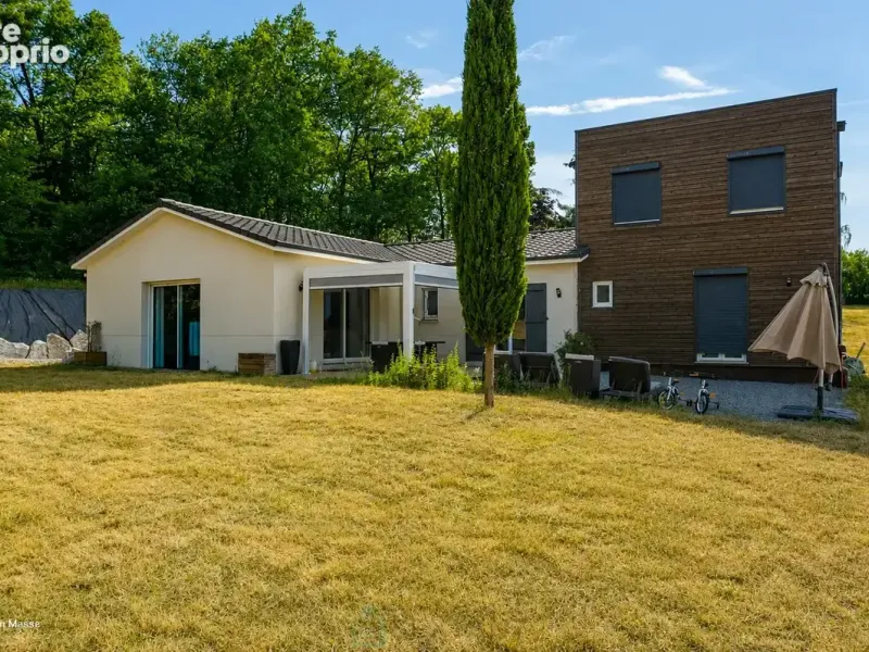 Photo Maison à Saint-Romain-Et-Saint-Clement au prix de 315 000€