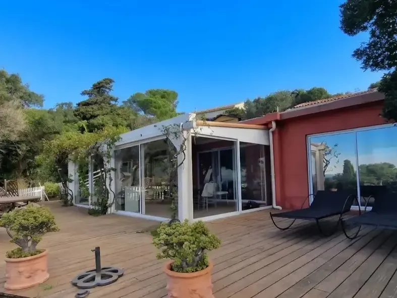 Photo Maison à Hyeres au prix de 790 000€