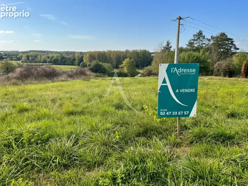 Photo Terrain à Civray-De-Touraine au prix de 65 000€