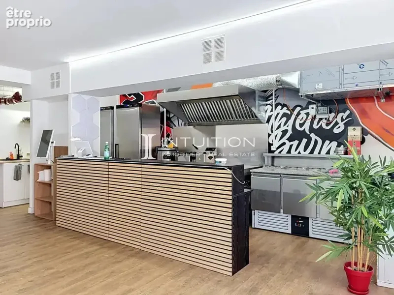 Photo Commerce à Cannes au prix de 255 000€