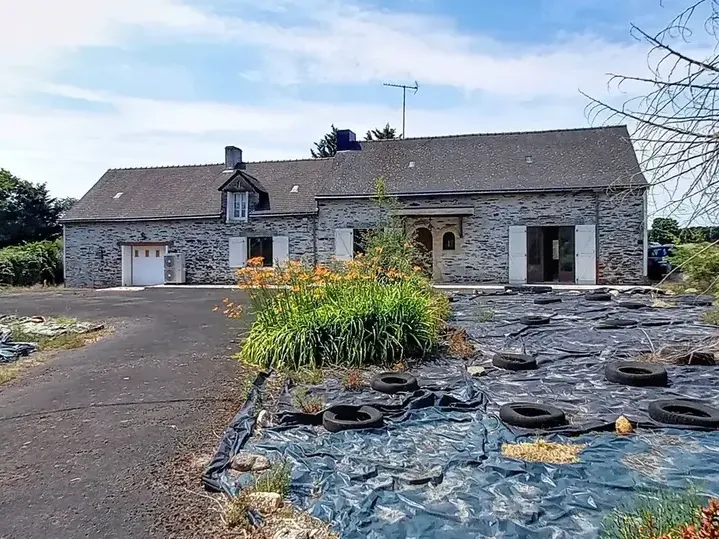 Photo Maison à La Chapelle-Glain au prix de 160 500€