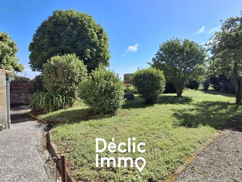 Photo Maison à Pont-L'abbe-D'arnoult au prix de 218 400€