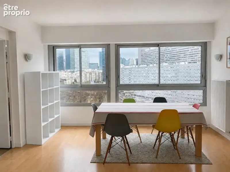 Photo Appartement à Courbevoie au prix de 655 000€