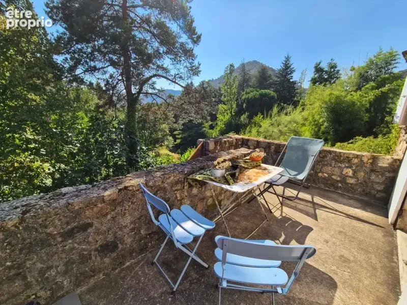 Photo Maison à Duniere-Sur-Eyrieux au prix de 329 000€