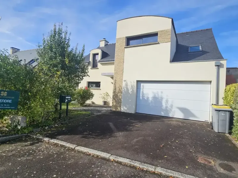 Photo Maison à Orgeres au prix de 396 550€