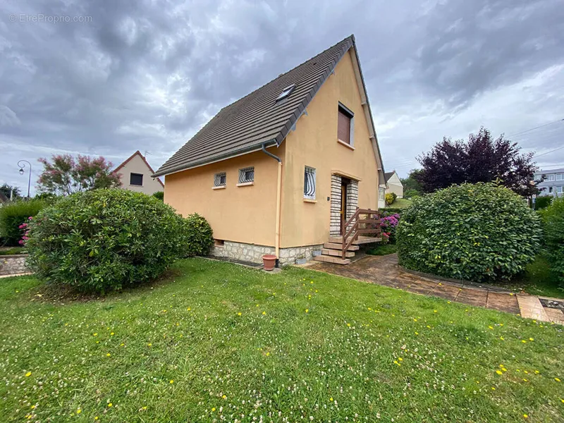 Photo Maison à Saint-Marcel au prix de 184 000€