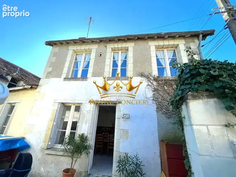 Photo Maison à La Guerche au prix de 85 000€