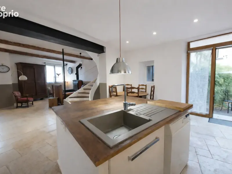 Photo Maison à Villes-Sur-Auzon au prix de 299 000€
