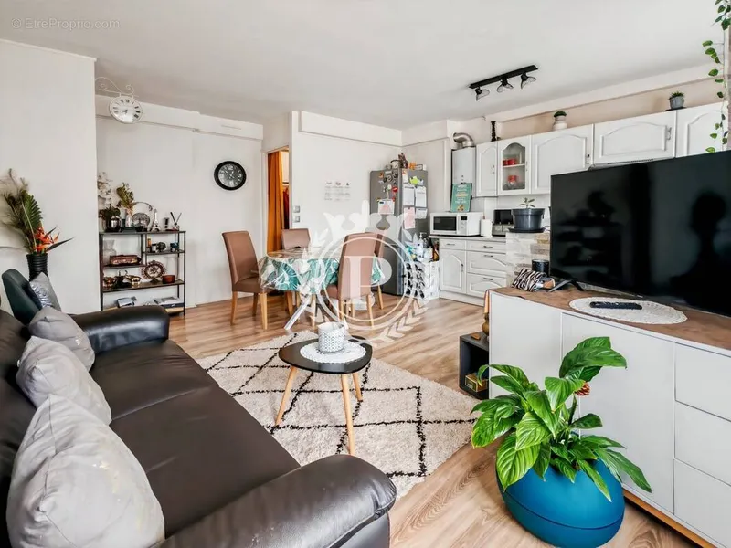 Photo Appartement à Montfermeil au prix de 149 000€