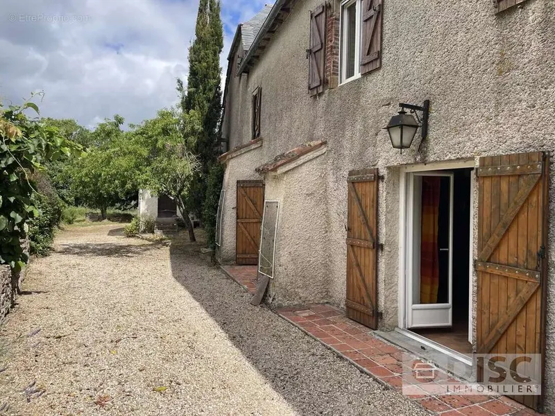 Photo Maison à Mirandol-Bourgnounac au prix de 250 000€