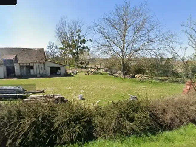 Photo Terrain à Saint-Gervais-En-Valliere au prix de 54 000€