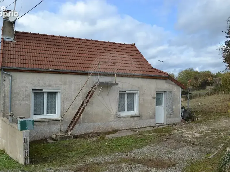 Photo Maison à Saint-Leger-Des-Vignes au prix de 35 000€