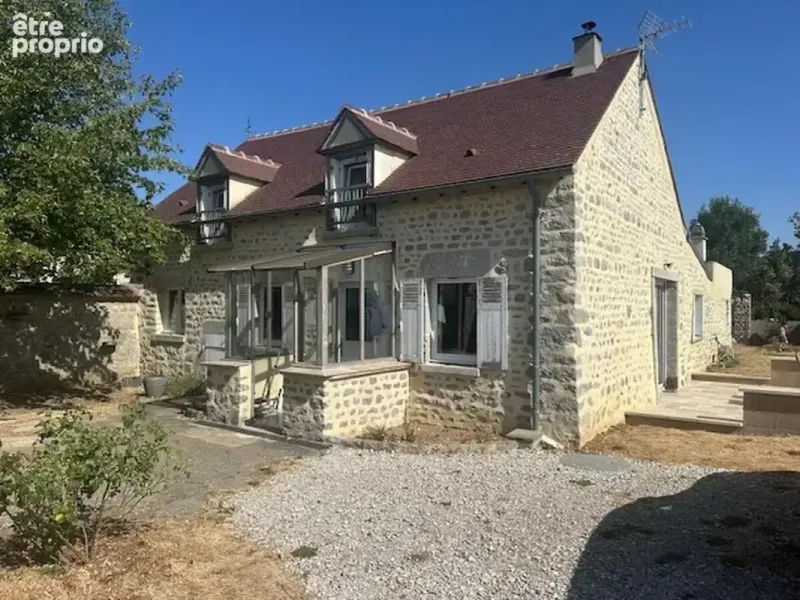 Photo Maison à Viabon au prix de 176 000€