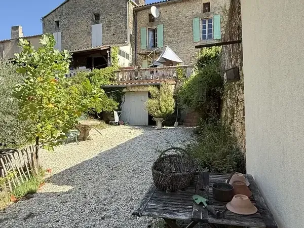 Photo Maison à Lacapelle-Biron au prix de 125 000€