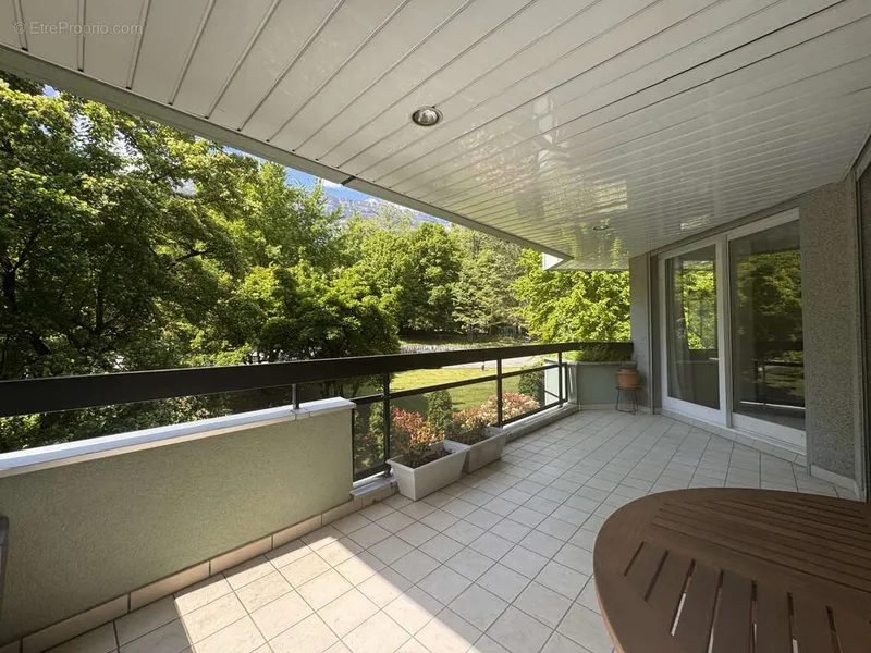Photo Appartement à Meylan au prix de 375 000€
