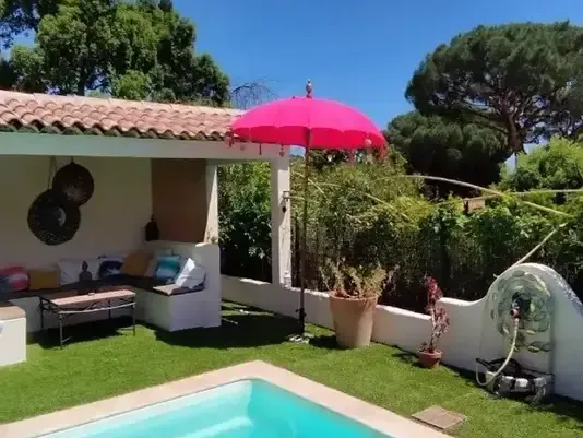 Photo Maison à Cavalaire-Sur-Mer au prix de 930 000€