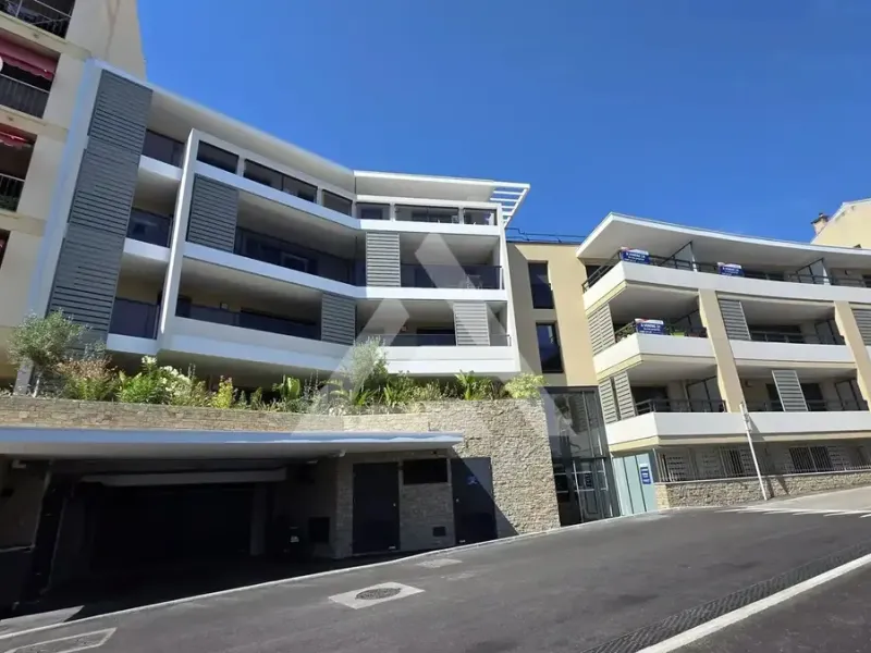 Photo Parking à Cap-D'ail au prix de 1 270 000€