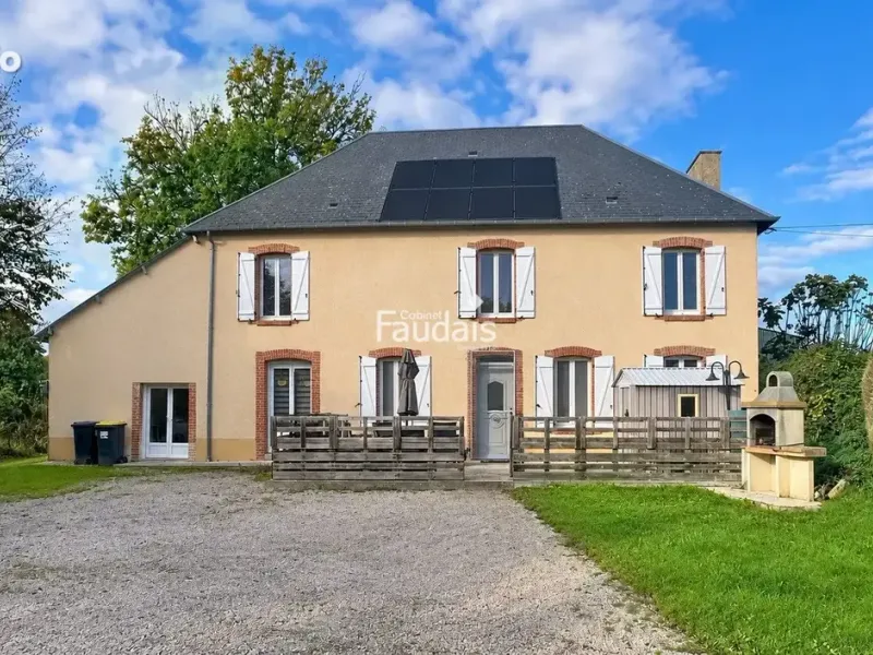 Photo Maison à Le Dezert au prix de 215 000€