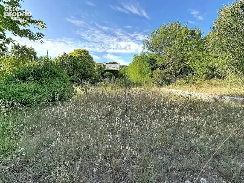 Photo Terrain à Aix-En-Provence au prix de 624 000€