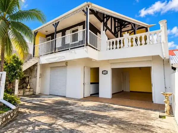 Photo Maison à Saint-Pierre au prix de 367 500€