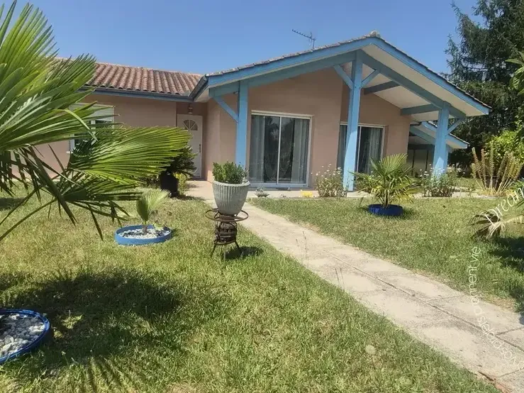 Photo Maison à Carcares-Sainte-Croix au prix de 295 000€