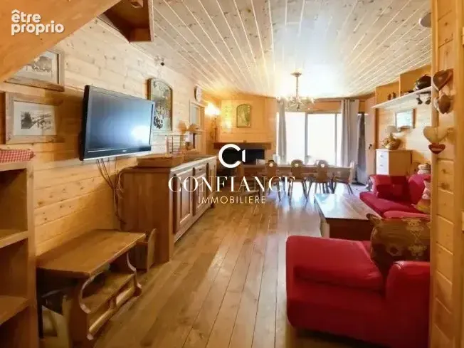 Photo Appartement à Saint-Etienne-De-Tinee au prix de 538 000€
