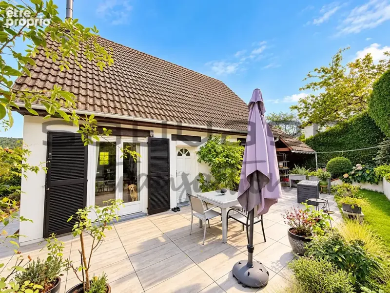 Photo Maison à Saint-Leger-Du-Bourg-Denis au prix de 242 000€