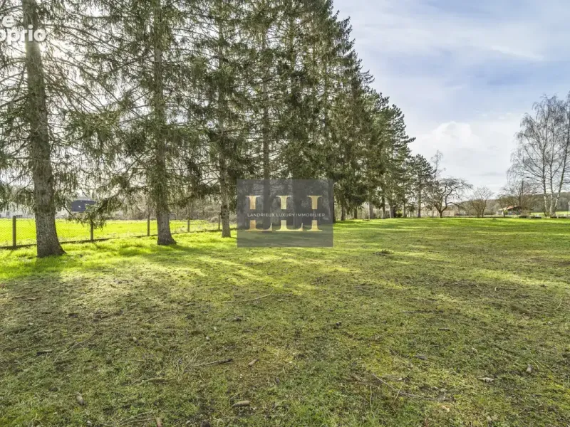 Photo Terrain à Courlandon au prix de 83 000€