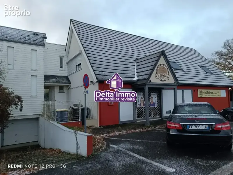 Photo Commerce à Saint-Sebastien-De-Morsent au prix de 286 200€