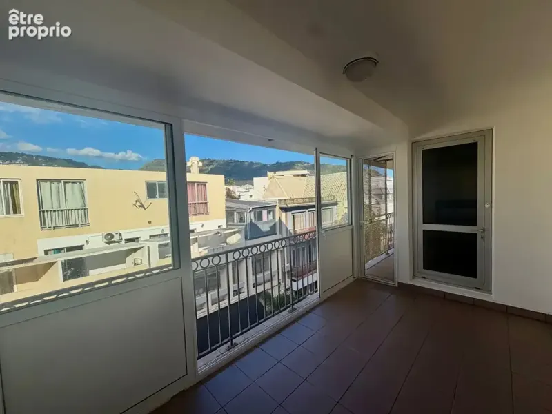 Photo Appartement à Saint-Denis au prix de 312 000€