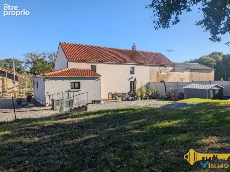 Photo Maison à Rouans au prix de 291 200€