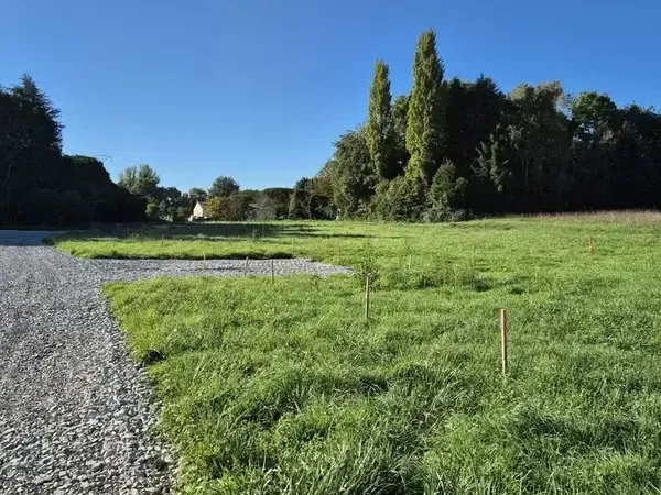Photo Terrain à Crecy-La-Chapelle au prix de 159 000€