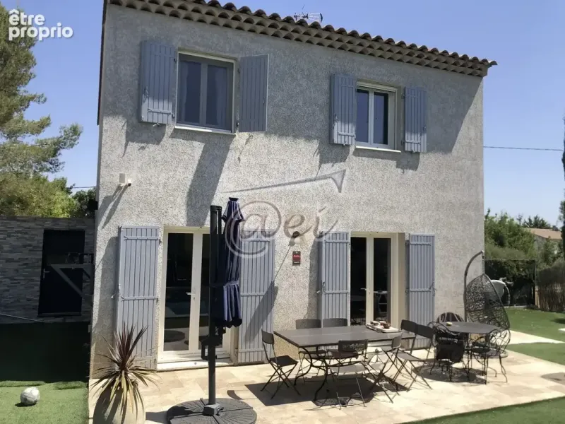 Photo Maison à Saint-Maximin-La-Sainte-Baume au prix de 465 000€