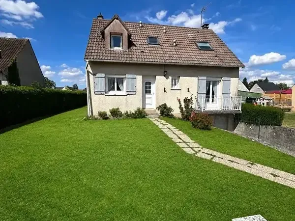 Photo Maison à Sainte-Genevieve au prix de 315 000€