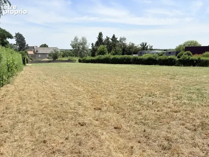 Photo Terrain à Sorigny au prix de 109 000€