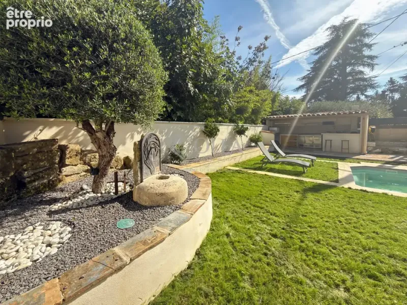 Photo Maison à Uzes au prix de 367 000€