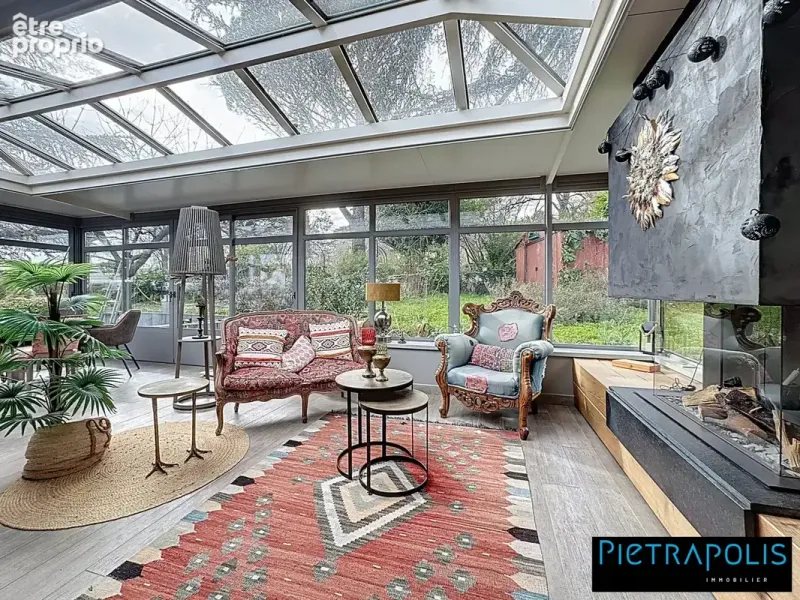 Photo Maison à Saint-Laurent-D'agny au prix de 650 000€