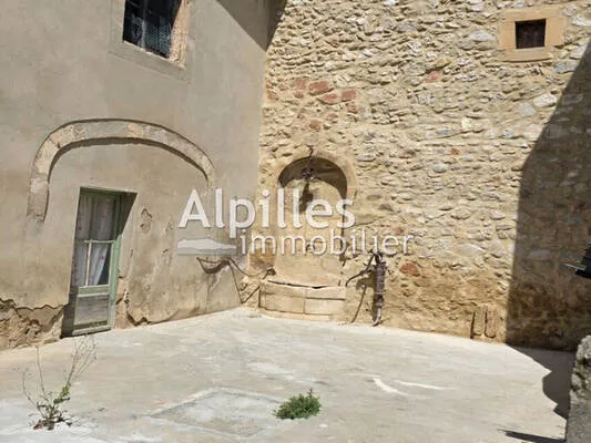 Photo Maison à Mouries au prix de 252 000€